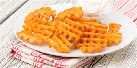 Fried, caramelised bananas with ice cream, waffles topped with mixed berries and honey, or you can even use waffles to make a toasted sandwich with your choice of fillings. You've Got to See How Waffle Fries Are Actually Made