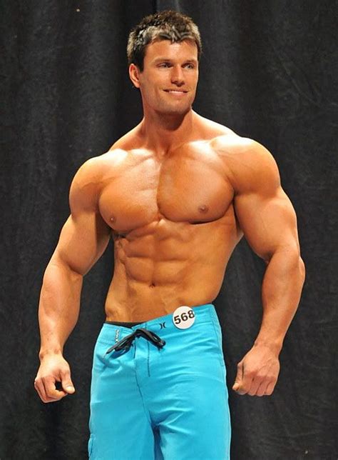 Hot Big Muscle Men Muscle Boy Lean Muscle Big Muscles Raining Men
