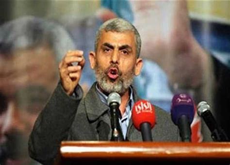 وقال السنوار في أول كلمة له بعد عملية سيف القدس إن قرار زوال دولة الاحتلال مرهون بالمساس بالإجراءات الإسرائيلية في القدس، وانتهاكاتها في المسجد الأقصى والاعتداء على. السنوار: من سيعطل المصالحة سـ«أكسر» عنقه.. والضيف يدعم ...