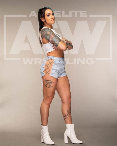 Dirty Wwe On Twitter Kris Is The Hottest Alien Of All Time Https T