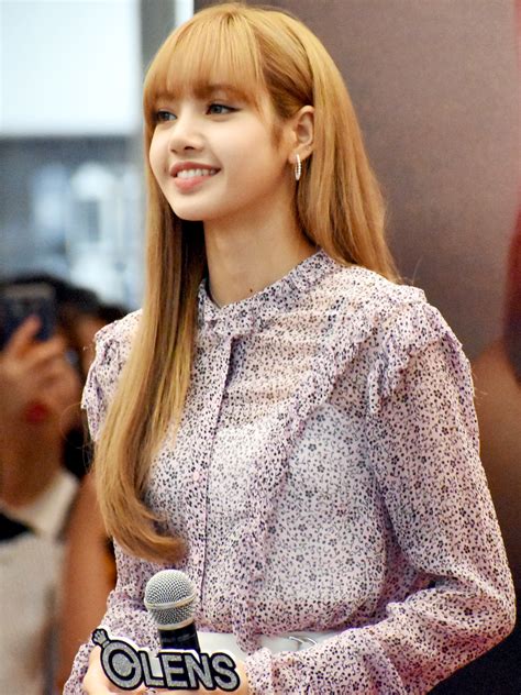 What is this message about? Lisa (rapper) - Wikiwand