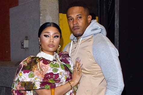 Nicki Minaj Fuels Pregnancy Rumors With Belly Rub Video
