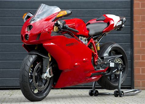 View online or download ducati 749r owner's manual. Ducati Tifoso: Twice upon a time!