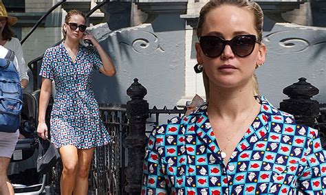 Jennifer Lawrence Looks Ready For The Summer As She Shows Off Her