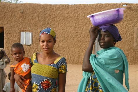 Girls Of Azamalan Women From Azamalan Village North Niger Flickr
