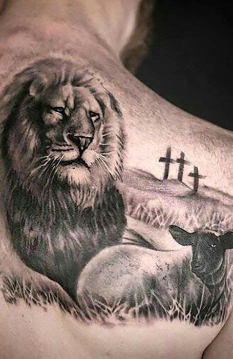 20 Fierce Lion Tattoos For Men In 2021 The Trend Spotter Lion Chest
