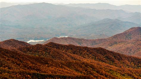 Fall Colors Photographers Explore East Tennessees Autumn Landscape