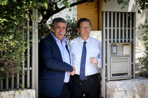 הזכאים במסלול משתכן צעיר יכולים לרכוש דירה בפרויקטים האלה. המרוץ לנשיאות המדינה: עמיר פרץ ובוזי הרצוג לוחצים על החרדים - המחדש