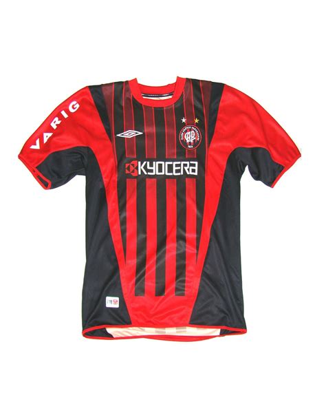 Clube atlético paranaense, commonly known as atlético paranaense, is a brazilian football team from curitiba in paraná, founded on march 26, 1924. reserva de imagens: Camisa Atlético Paranaense