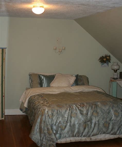 Lisateavet dirt cheap mattress outlet kohta leiate veebisaidilt www.directmattressoutlet.com. Dirt Cheap Decor!: Bedroom Before and After in 2019 ...