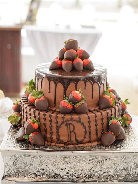 Tasty Chocolate Wedding Cakes