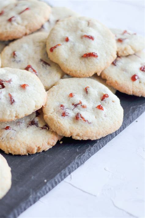 Shortbread Guava Cookies A Taste Of Wellbeing Recipe Guava