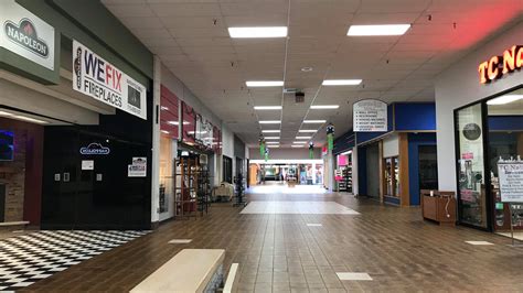 Marshfield Mall: Some stores open, others closed amid pandemic