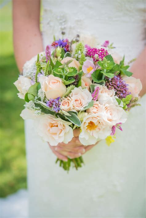 A bouquet made from white roses with some simple greenery as an accent is classy and beautiful. Spring Garden Wedding Inspiration - Pretty Happy Love ...