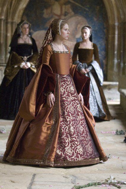 Nuevas imágenes de Las hermanas Bolena Tudor costumes Tudor fashion Renaissance fashion