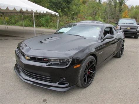 See body style, engine info and more specs. 2015 Chevrolet Camaro SS/RS Coupe Data, Info and Specs ...