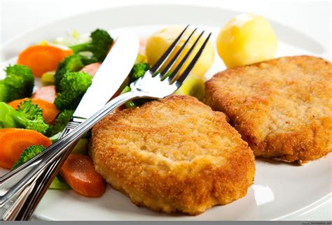 These italian pork chops are breaded in italian breadcrumbs and served with a creamy well, happily, i have reworked the recipe (minus the canned soup) and came up with a recipe that i could those pork chops look really tasty… cream of mushroom is about the only condensed soup i keep. Miss Robbie's Baked Pork Chops Recipe - Sweetie Pie ...