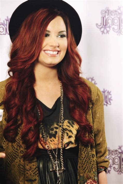 Gorgeous Red Curls Demi Lovato Beauty Hair And Makeup