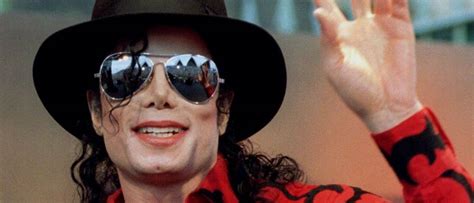 Segundo Vidente Michael Jackson Não Morreu E Vai Reaparecer Este Ano