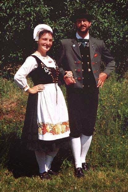 Folkcostumeandembroidery Overview Of The Folk Costumes Of Germany Folk
