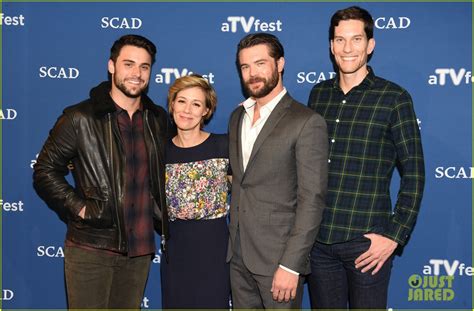 charlie weber reveals how his and liza weil s relationship began photo 3923899 pictures just