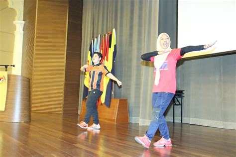 Formula semulajadi untuk rawatan sepanjang hayat mengandungi lebih 12 kombinasi ramuan. 13 September 2019 - Program Gaya Hidup Sihat "Senam Seni"