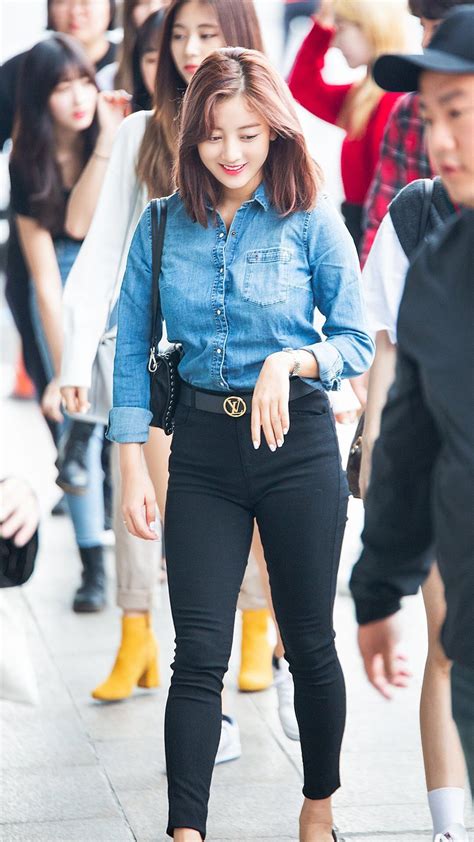 Pin By Fernando Ruiz On Twice Ji Hyo Korean Girl Fashion Korean Airport Fashion Kpop Fashion