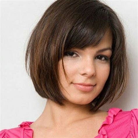 When picking out a style for a round face, you want one that thins out the roundness of the face medium is the. 16 Cute, Easy Short Haircut Ideas for Round Faces ...