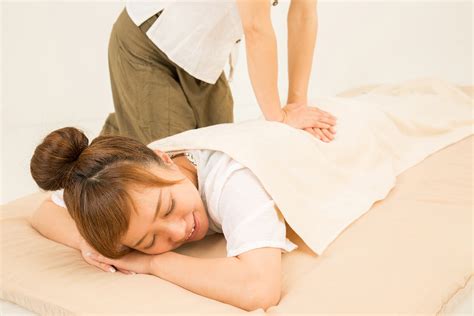 japanese massage shiatsu more than touch oyakata