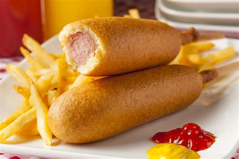 When were these 22 American foods invented?