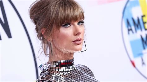 Taylor Swift Used Facial Recognition Technology To Avoid Stalkers Marie Claire Uk