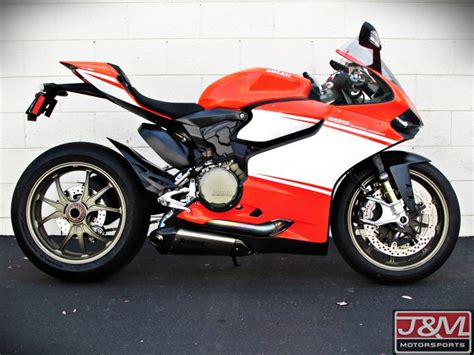 A lot of companies, especially from the far east, have a tendency to boast about the technical achievements. 2014 Ducati 1199 Superleggera For Sale • J&M Motorsports