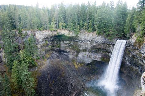 12 Enchanting Waterfalls In Canada One Must Definitely Visit