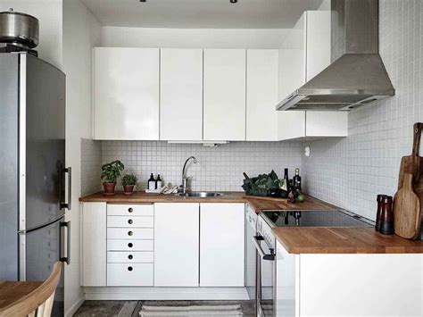 El mobiliario blanco puede presentar diferentes acabados: Blanco roto o natural para las paredes | Cocinas de casa ...