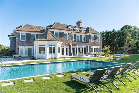 House For Sale By Owner Near Me Hamptons Homes Hamptons House The