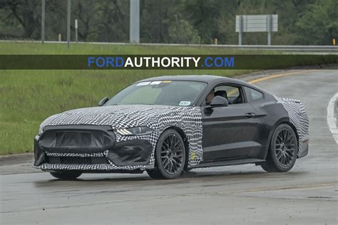 Follow the latest info from lmr on the possibility of a large 6.8l v8 engine that ford is going to produce for the new 2022 mustang and f150. 2022 Ford Mustang - Cars Review : Cars Review