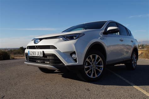 Toyota Rav Hybrid Test Auto Be Tests