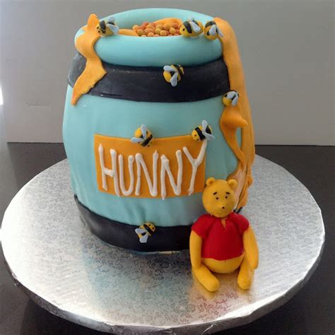 Detail Winnie The Pooh Honey Pot Cake Koleksi Nomer 33