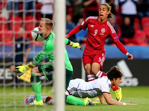 Yussuf yurary poulsen began playing football at bk skjold. Bundesliga » News » Olympics: Dane turns down Rio to ...
