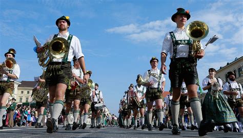 ¡salud Alemania Celebra El Más Grande Festival De La Cerveza El