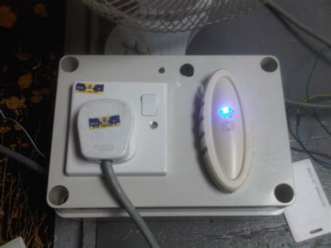 Kajian terhadap janaan sisa elektrik dan elektronik di taman univrsiti nama noraida bt. Projek Elektronik ~www.jalanpasar.net~: PROJEK ELEKTRONIK ...