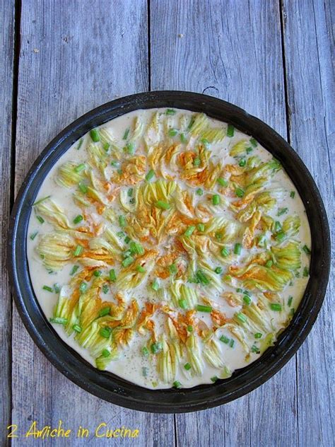 Ricette con fiori di zucca. Pizza di pastella e fiori di zucca di Sabrina - Ricetta ...