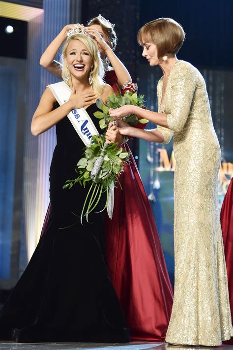 Newly Crowned Miss America Begins Reign With Atlantic City Surf Romp