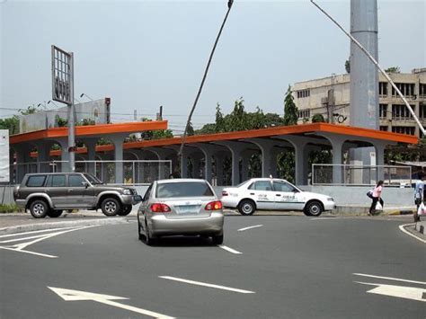 Spend time at glorietta mall you can choose from 512 hotels within a mile of buendia station. Buendia PNR station - Makati