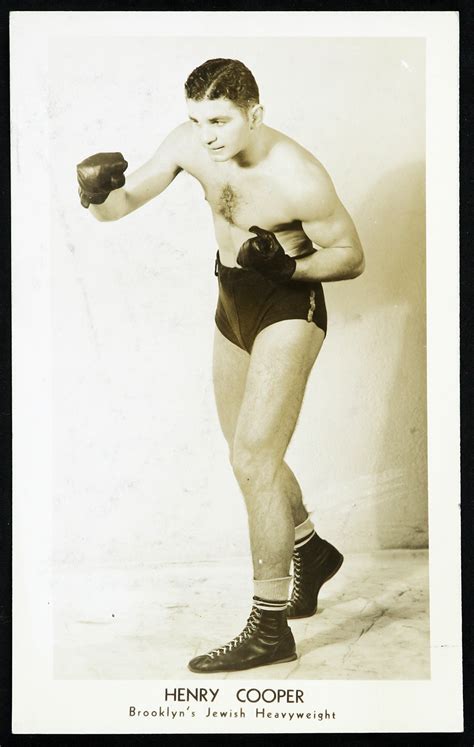 lot detail 1930s jewish champion henry cooper english heavyweight boxer 5 x 7 photo