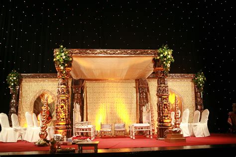 Ceremonies held in religious buildings may not need excessive decoration. Maz's Blog: Our favourite in Asian wedding decorations in ...