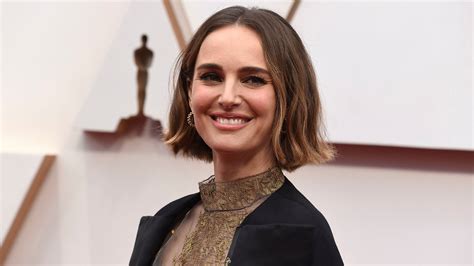 Natalie Portman Net Worth Wealth And Annual Salary Rich Famous