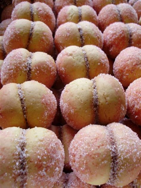 Whereas a real peach has a pit in the center, these cookies. Croatian recipes, Peach cookies and Peaches on Pinterest