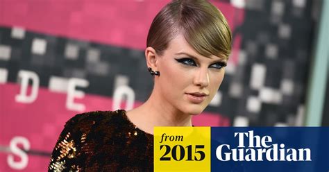 Radio Host Sues Taylor Swift For Accusing Him Of Touching Her Bottom Taylor Swift The Guardian