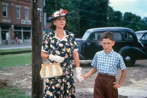 Sally Field In Forrest Gump Форрест гамп Мама Киноа